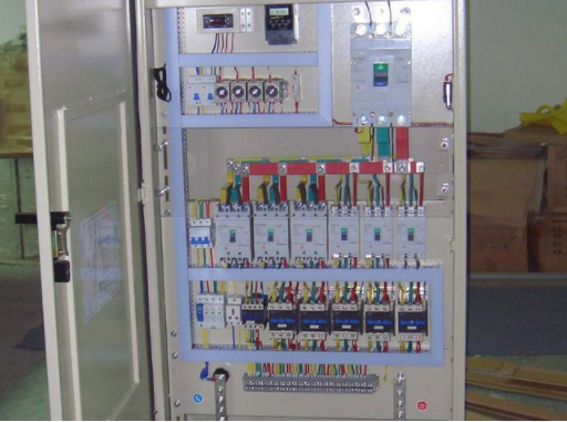 外電防護與配電箱_線路_開關_安全距離